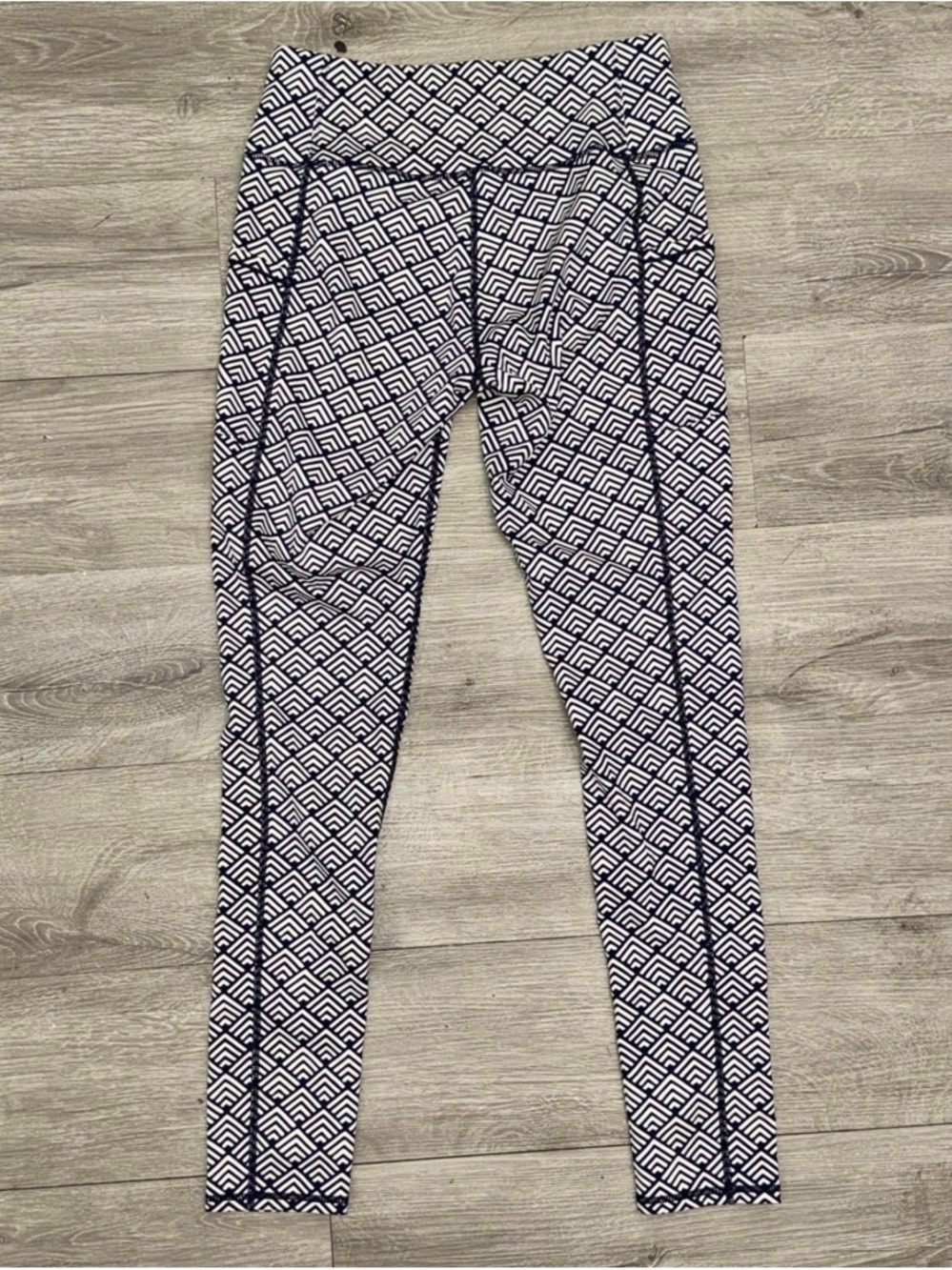 Geometric Print High Rise Compression Leggings Side Pocket XS - Picture 3 of 5